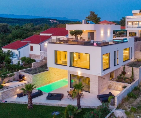 Northern Dalmatia, Ljubač: Modern luxury villa by the sea