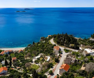 Dubrovnik, Plat, kamena kuća za rekonstrukciju