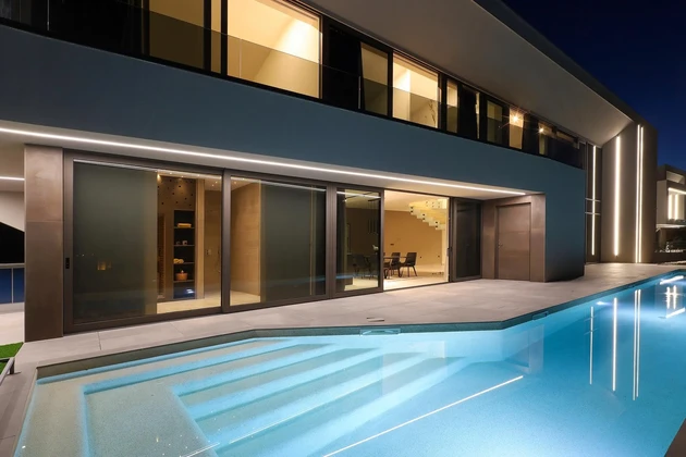 Luxusvilla mit Pool in Vrbnik zu verkaufen in Kroatien