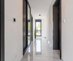 Villa moderna en venta con vista al mar en Seget, Croacia