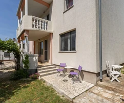 Istrien, Vodnjan, Galižana, geräumiges Haus mit Garten und Potenzial