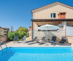 Isztria, Umag: Ikervilla a tenger közelében