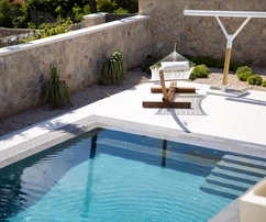 Villa de luxe à vendre directement sur le front de mer à Konavle en Croatie