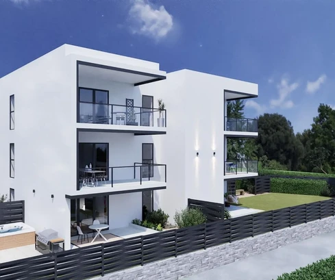 Fažana, Peroj, luxus háromszobás lakás lifttel, 2. emelet, 76,68 m², 800 m-re a tengertől, tengerre néző kilátás