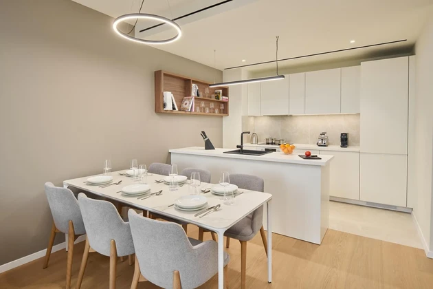 Moderný byt s dvoma spálňami na predaj v Umagu v Chorvátsku