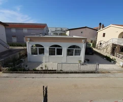 Villetta indipendente con cortile