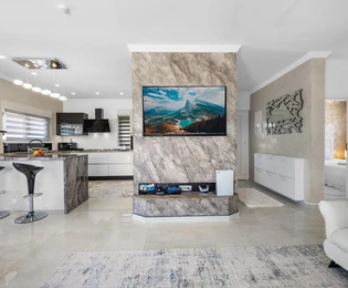 Nowoczesny parterowy dom z ogrodem na sprzedaż w Bilicach w Chorwacji