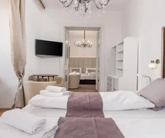 Rijeka, Centrum, dva luxusní studiové apartmány v samotném centru