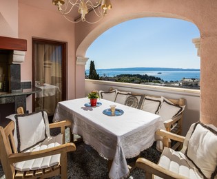 Lussuoso appartamento a Spalato con vista mare in vendita