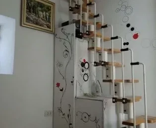 Trogir, casa in pietra a più piani di 120 m² nel centro storico