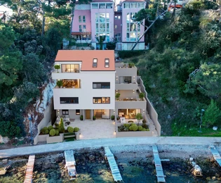 Apartment for sale in Dubrovnik right on the waterfront in Croatia