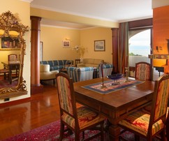 Luxuriöse Wohnung in Split mit Meerblick zu verkaufen