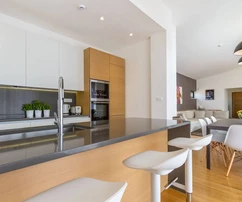 Villa en venta en Hvar con piscina y sauna en Croacia