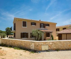 Istrie, Vodnjan – Rustikální luxusní vila s bazénem na prodej