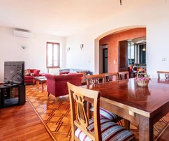 Apartamento de dos dormitorios en venta en el centro de Split, Croacia