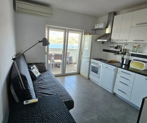Квартира, 3 комнаты, город Паг, Водице, 200 м от пляжа, 49,75 м² + 1 парковочное место