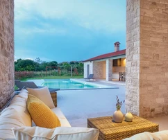 Luxury home with pool and sea view, Istria, Medulin