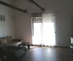 Maison de six appartements à vendre avec vue sur la mer en Croatie