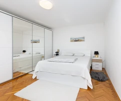 Kamienny dom z widokiem na morze w Kostrenie na sprzedaż w Chorwacji