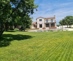 Moderná vila s bazénom na predaj v Barban v Chorvátsku