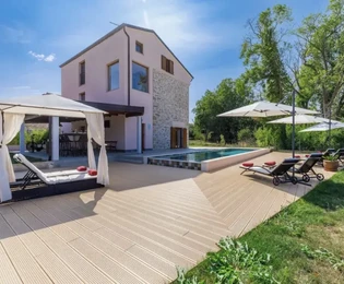 Dom w Buroli, region Umag