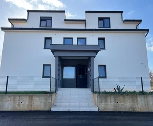 Poreč, Istrien, Moderne Wohnung mit Terrasse