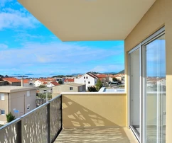 Tribunj – apartmán s výhledem na moře, 2. patro