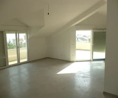 K. Gomilica, pohodlný 3-izbový byt s rozlohou 230 m2 s veľkou terasou