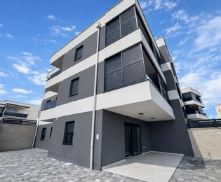 Pag, Šimuni, dvosoban apartman s vrtom 120 m od mora