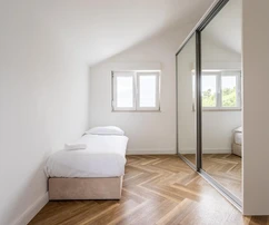 Penthouse mit Meerblick in Trogir zu verkaufen in Kroatien