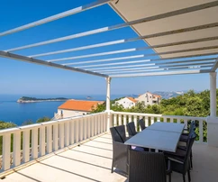 Villa en pierre avec piscine à vendre à Konavle en Croatie