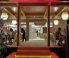 Пляжный отель Чиово с рестораном и апартаментами