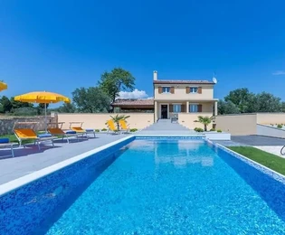 Fažana, Istra: Ekskluzivna vila s očaravajućim pogledom na more i bazenom